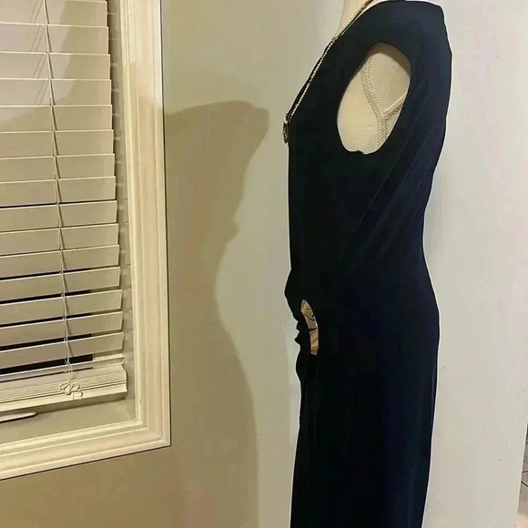 [US10]Frank Lyman Crew Neck with Key Hole Sleeveless Black  dress - Picture 4 of 9